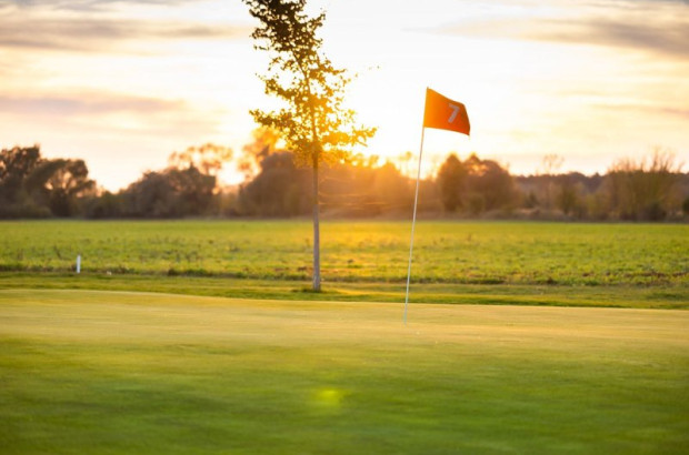 1. Golfový turnaj s Komorou